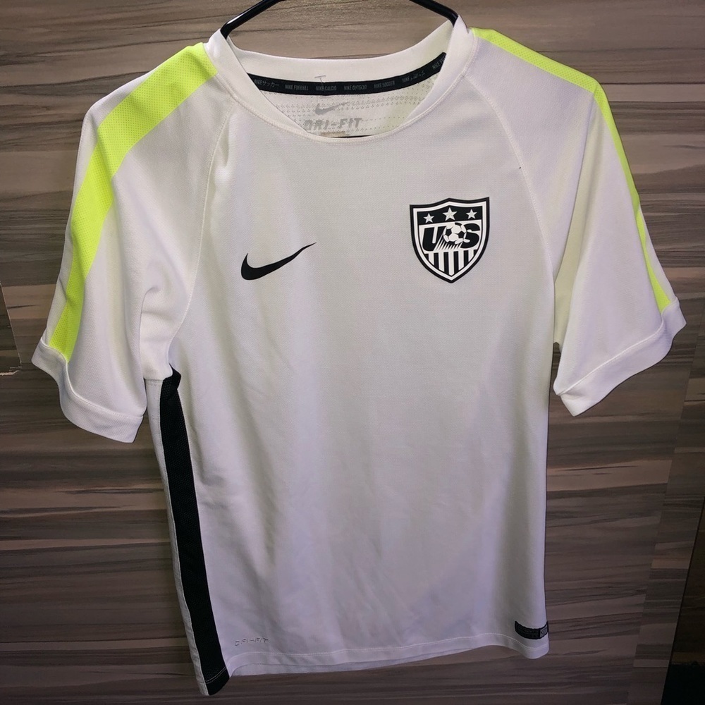 Nike authentic soccer Jersey USA size small green and white mens soccer league‌ - Picture 2 of 8